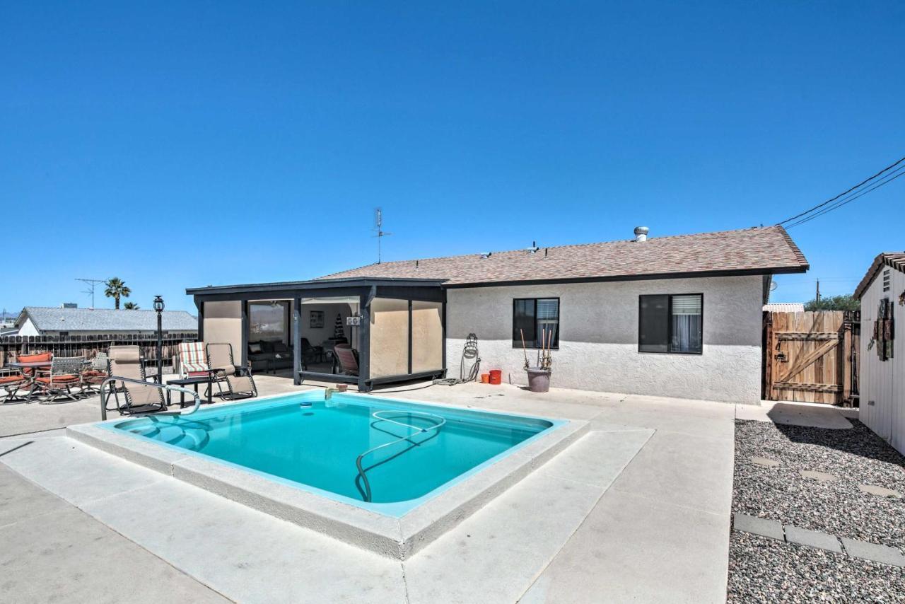 Lake Havasu Home With Pool - 2 Miles To Waterfront! Lake Havasu City Bagian luar foto